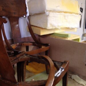 rifacimento sedie in legno lavorato